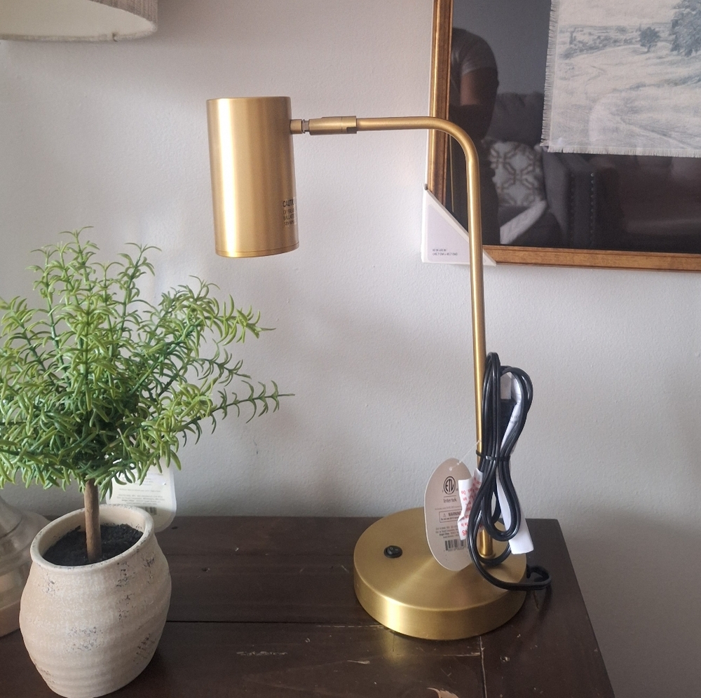Threshold Led Task Lamp - Picture 9 of 10